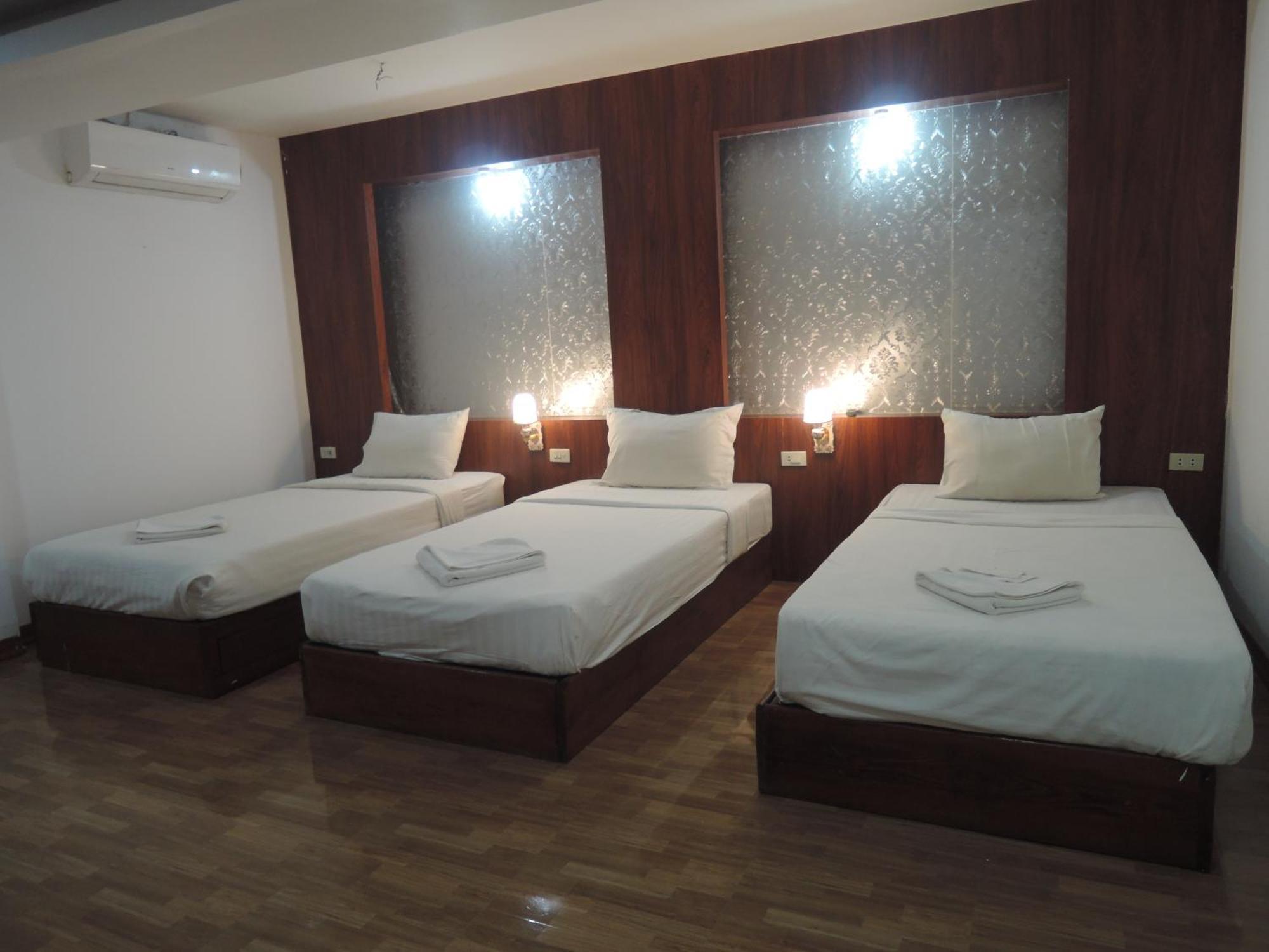 Lacasa Vang Vieng Hotel Exterior photo