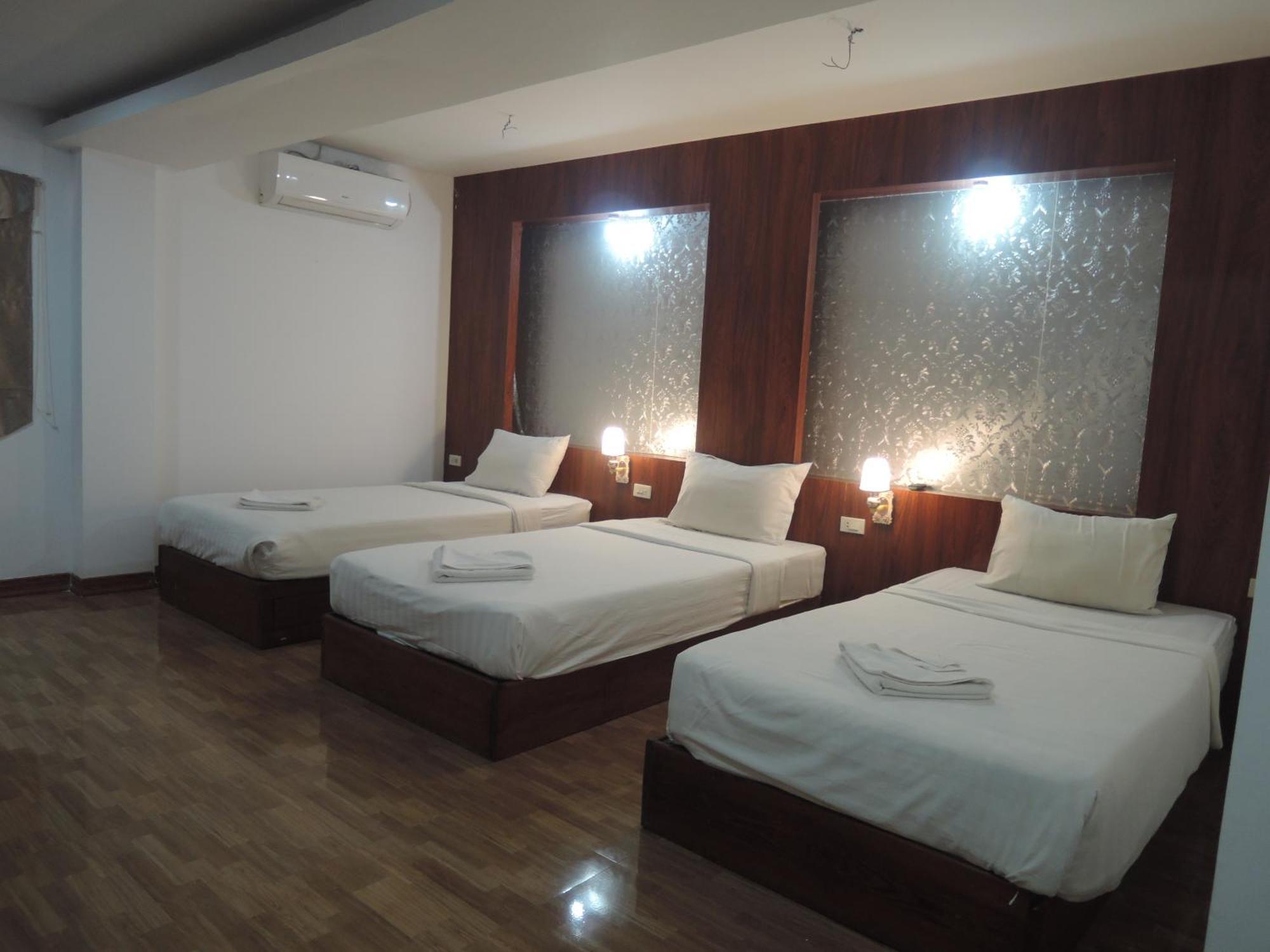 Lacasa Vang Vieng Hotel Exterior photo