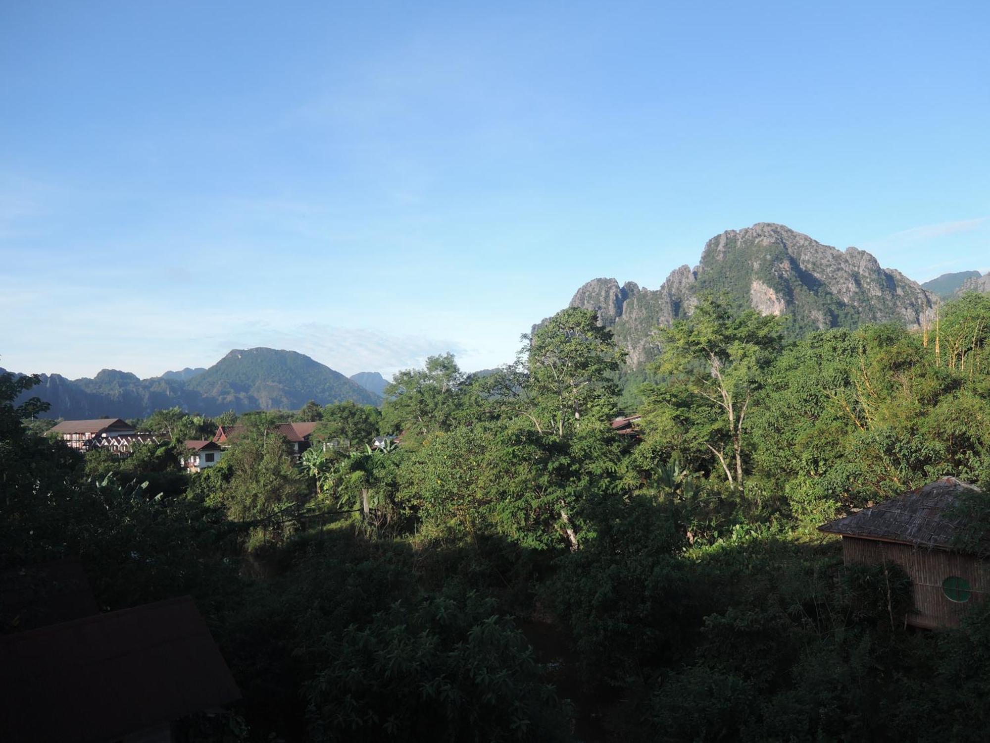 Lacasa Vang Vieng Hotel Exterior photo